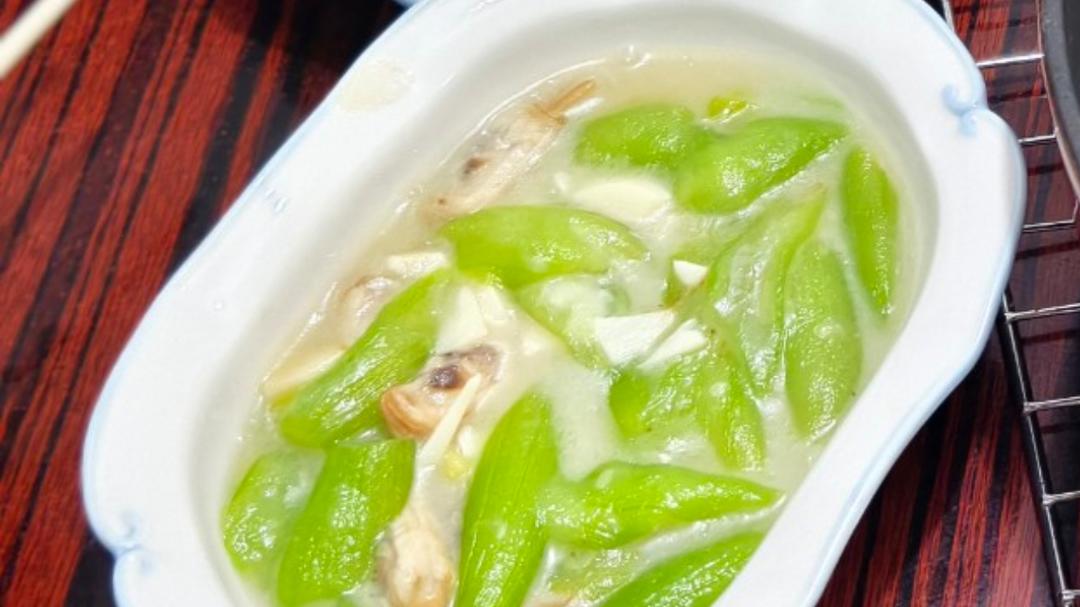 丝瓜炒蛏子