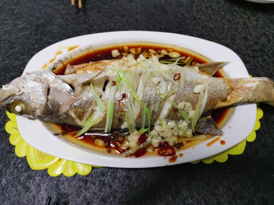 清蒸鲈鱼