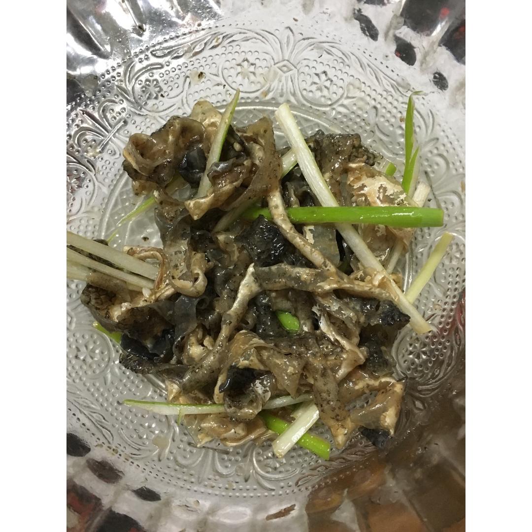 凉拌鱼皮