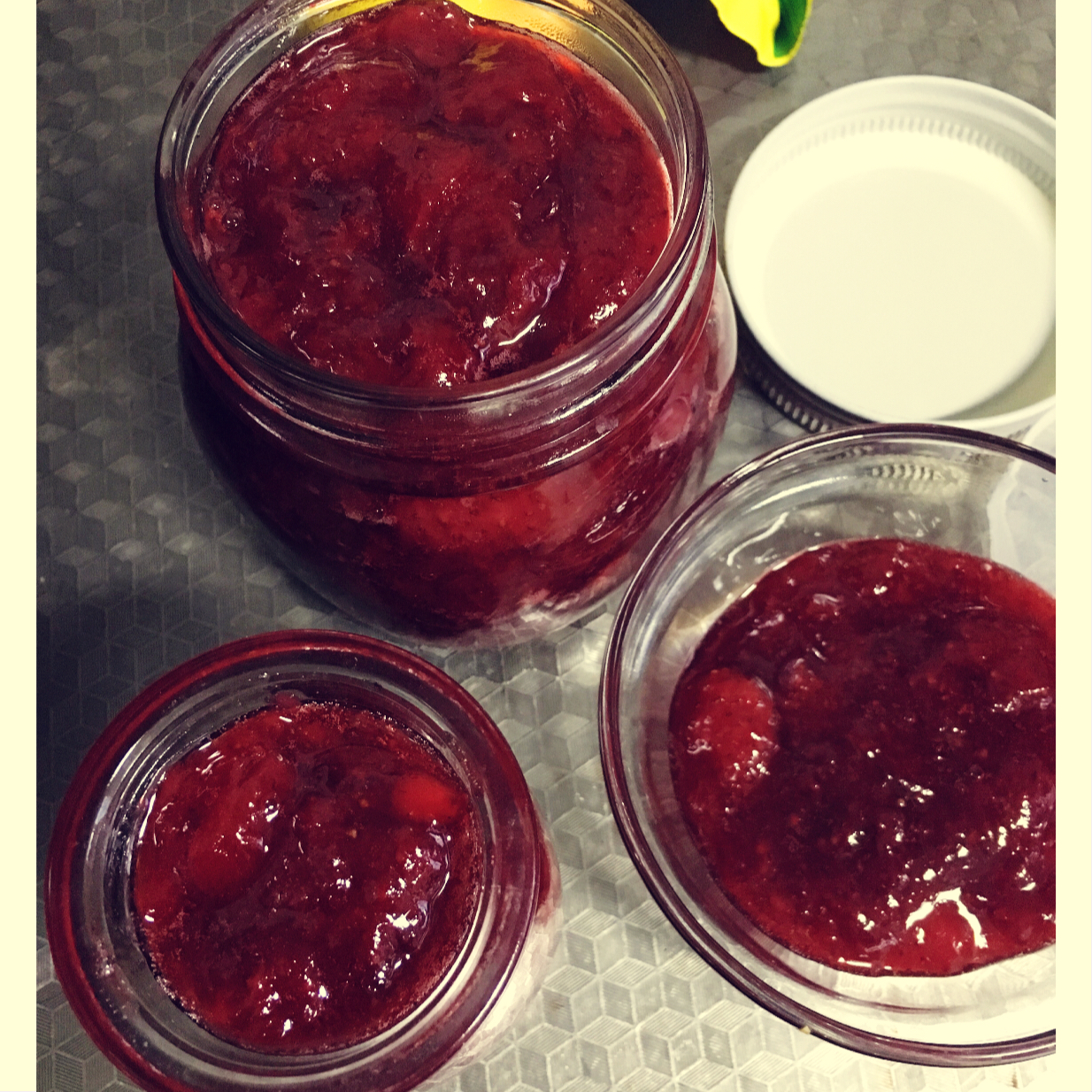 如何熬出一罐颜值爆表的草莓果酱