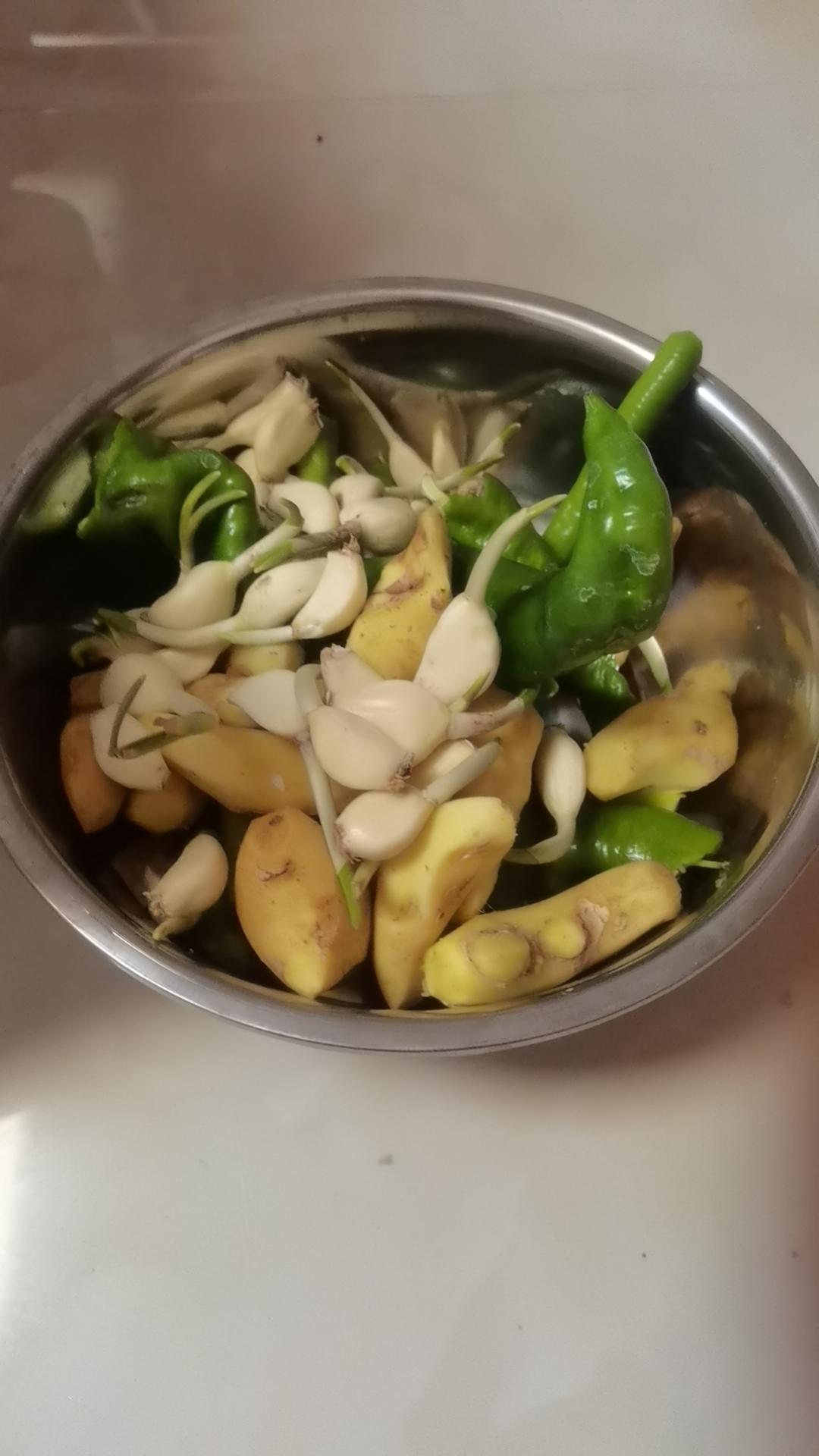 超下饭的～酱油腌辣椒（尖椒）咸菜