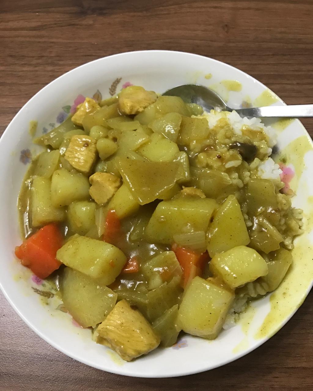 咖喱土豆鸡块