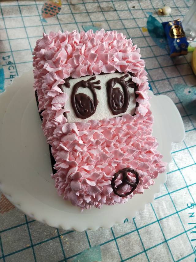 小汽车生日蛋糕