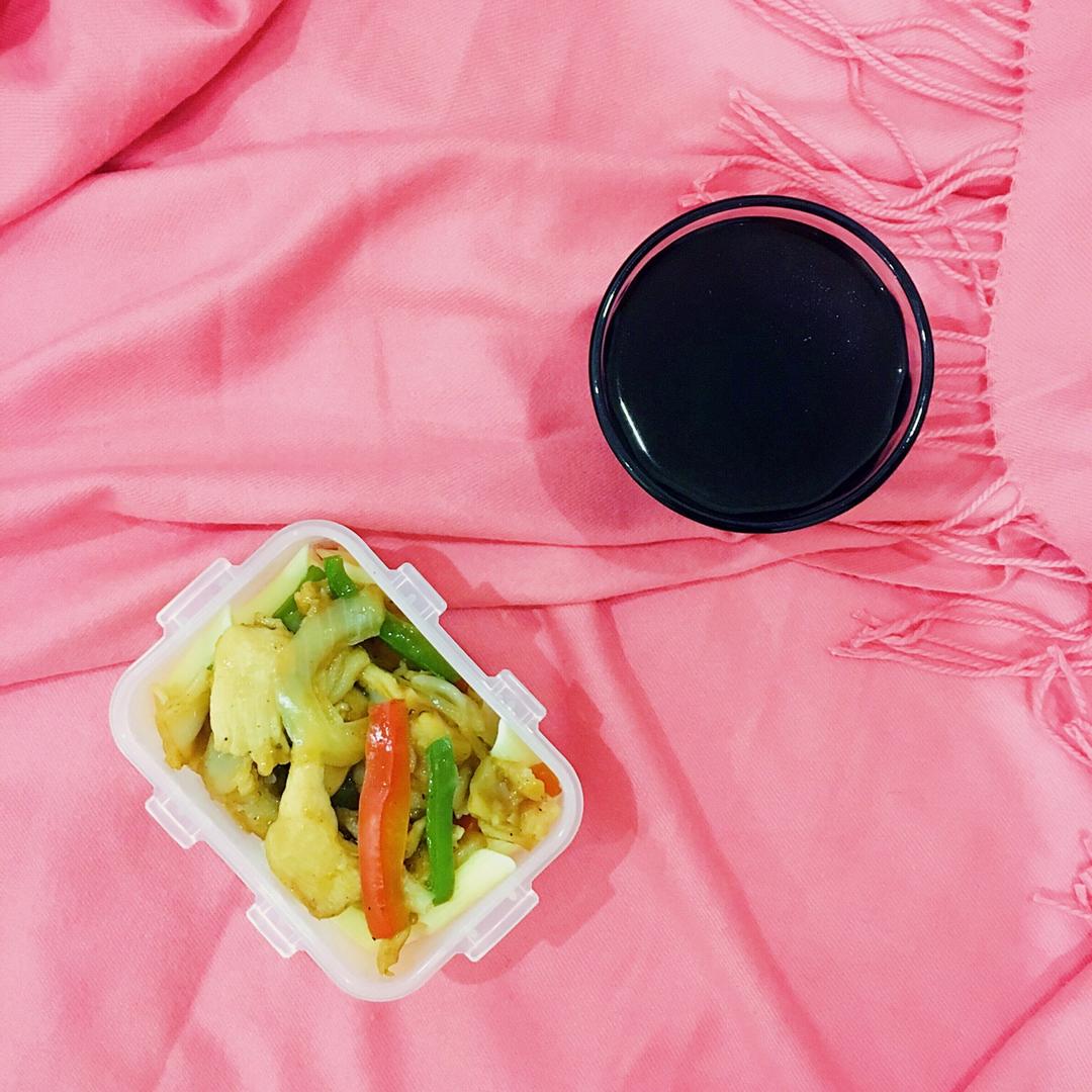 一个人两只碗三口锅的小日子