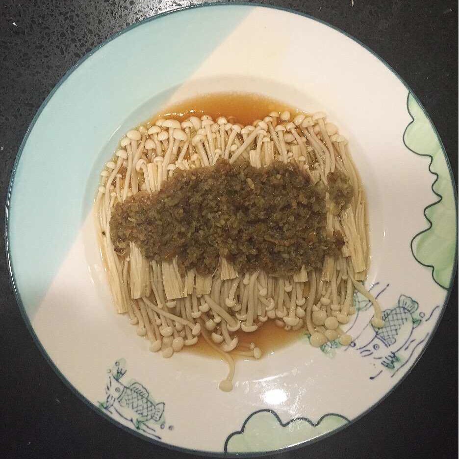 肉末金针菇