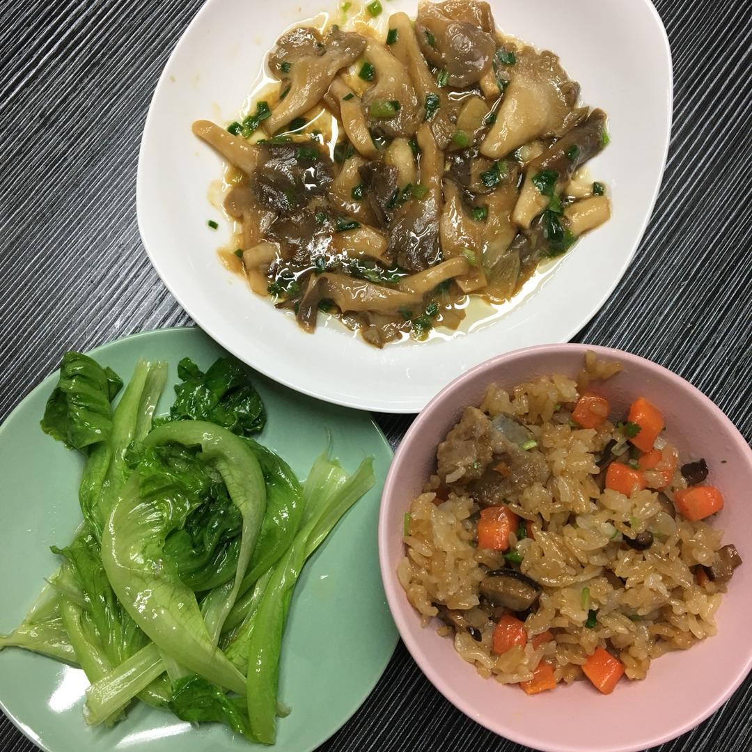 蚝油焖平菇