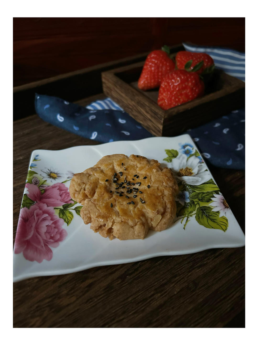 轻轻一按就碎掉的原味桃酥（不输猪油版）