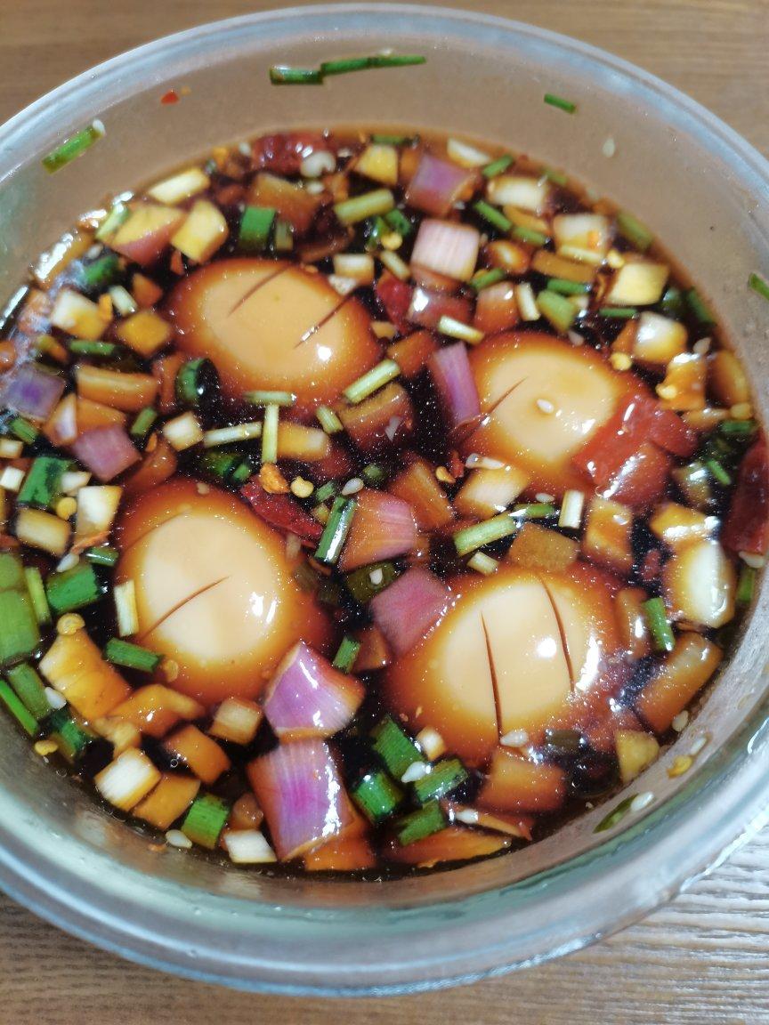 好吃不胖的韩式酱鸡蛋❗️ 
酱香味美，酸辣入味