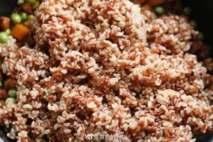 炒糙米饭的做法 步骤13