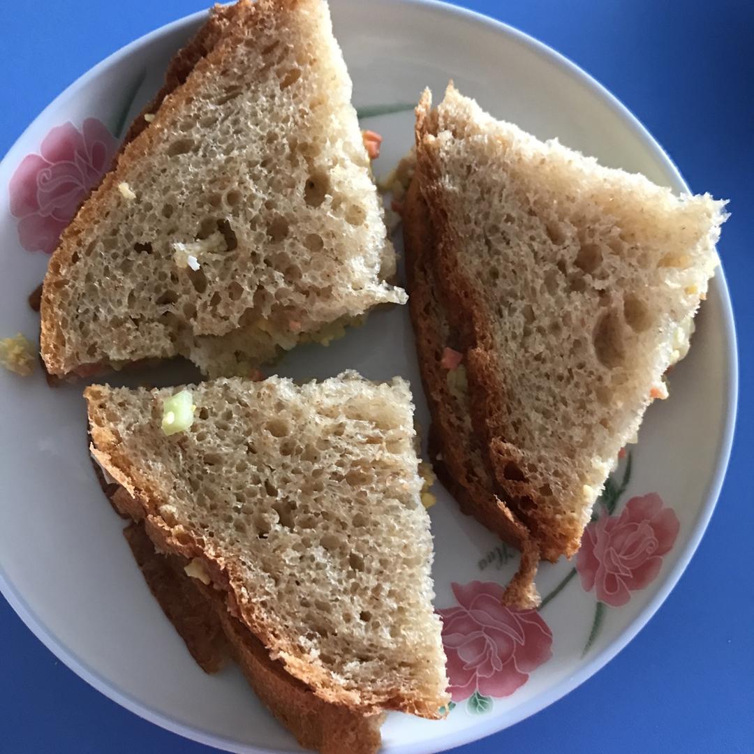 快手美味鸡蛋三明治