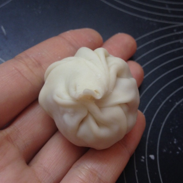 灌汤小笼包
