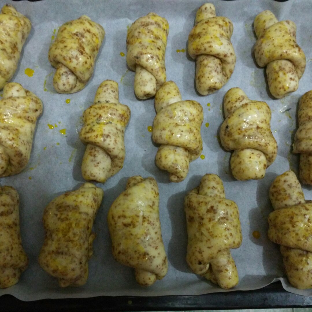 节日里的COMFORT FOOD --- 黄油面包卷