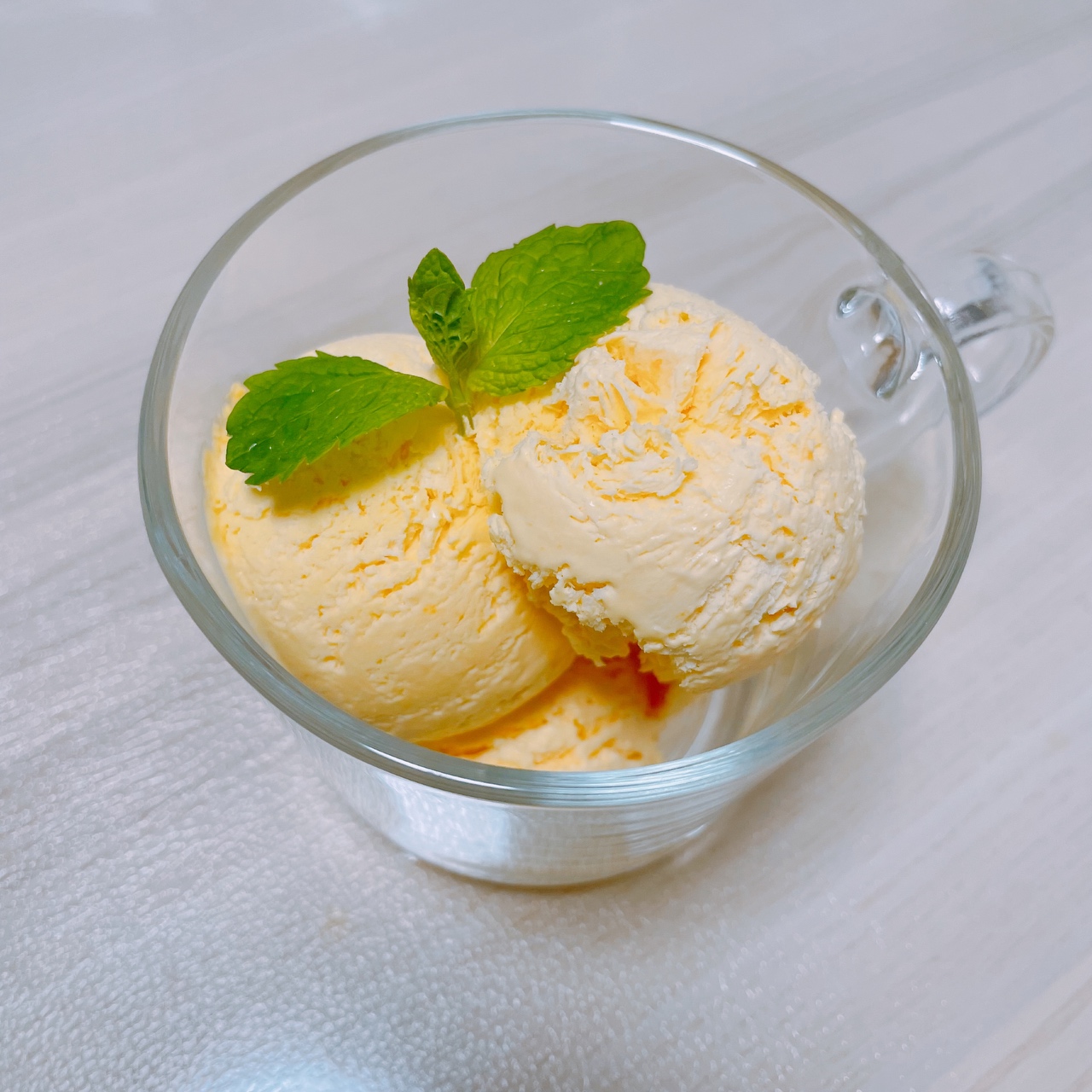 芒果淡奶油冰激凌的做法