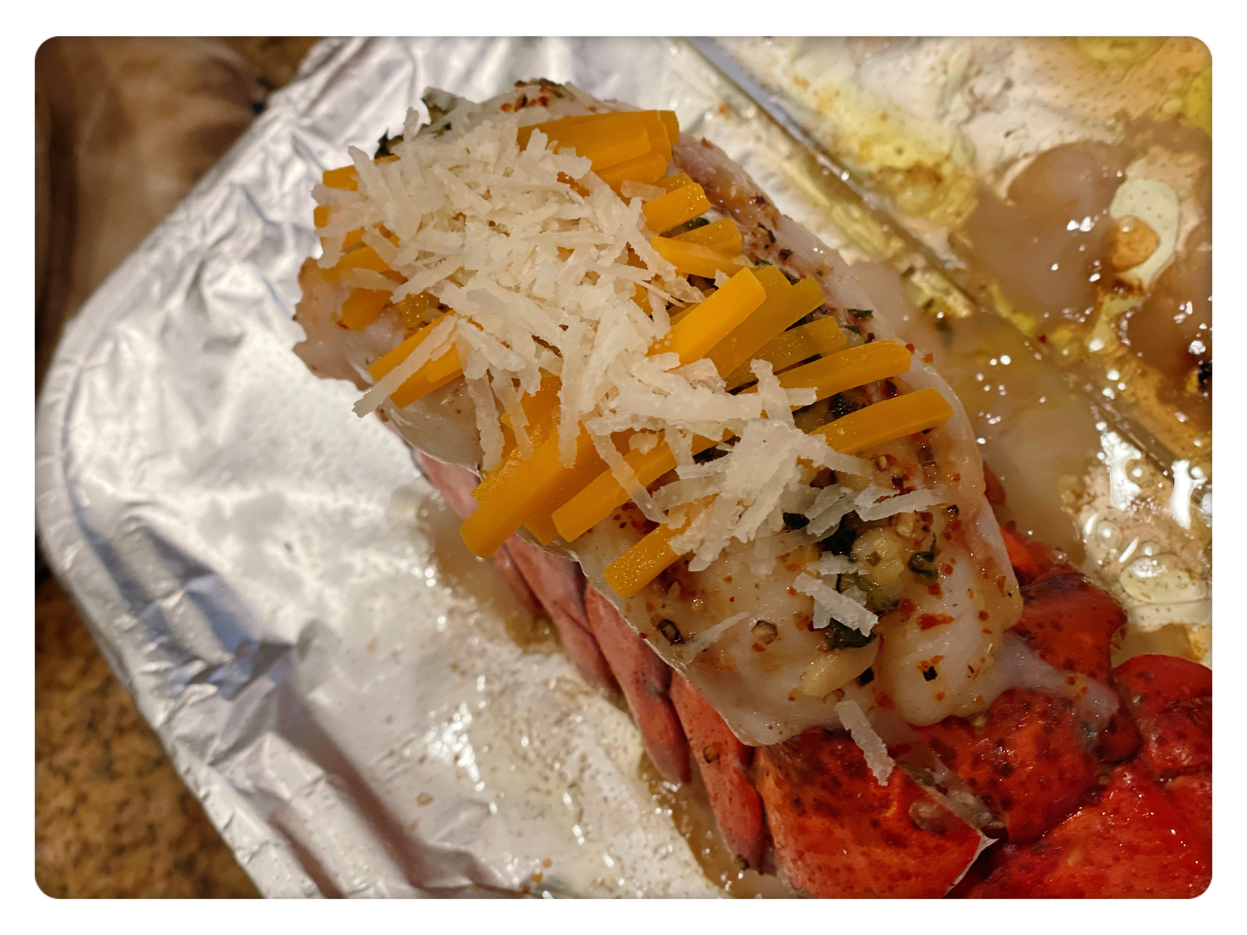 除了葱姜炒同样适合宴客的「蒜香烤龙虾」的做法 步骤5