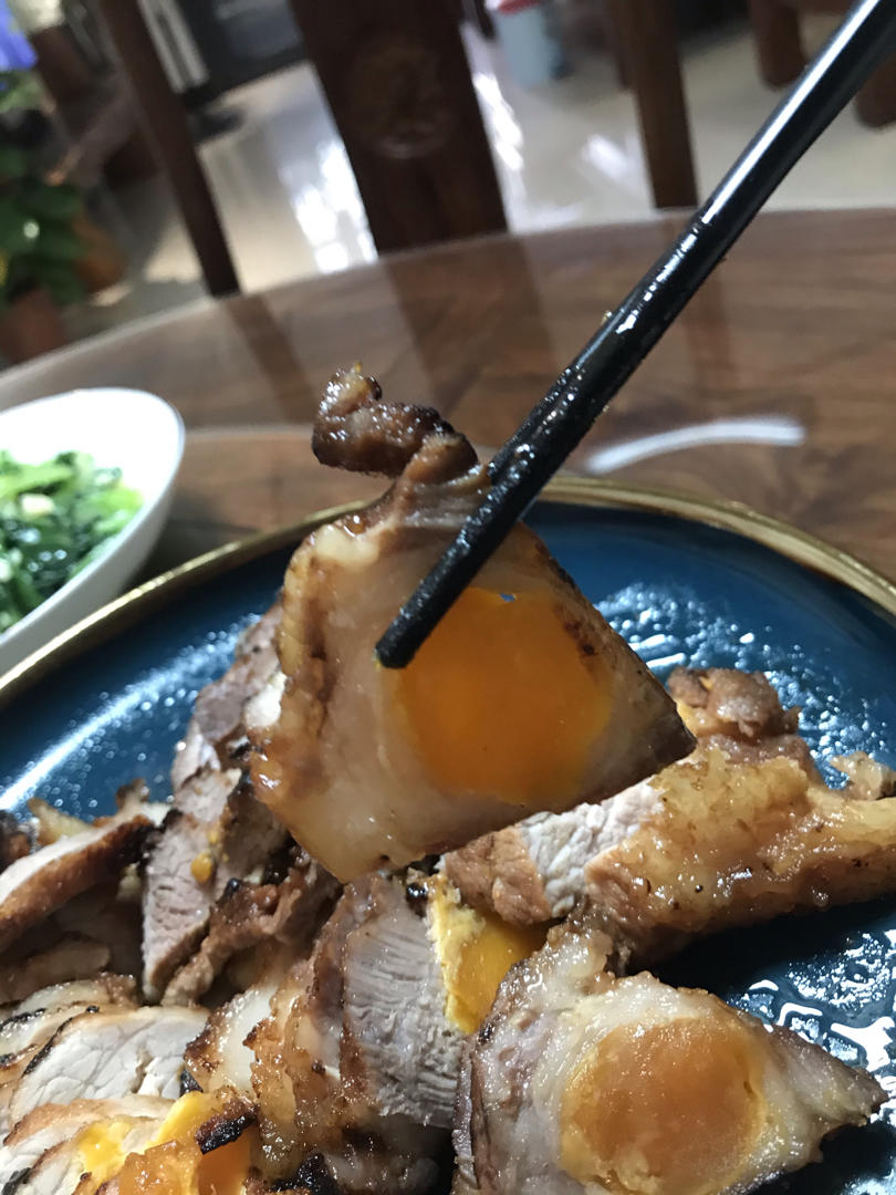 咸蛋叉烧肉（好吃得爆炸）