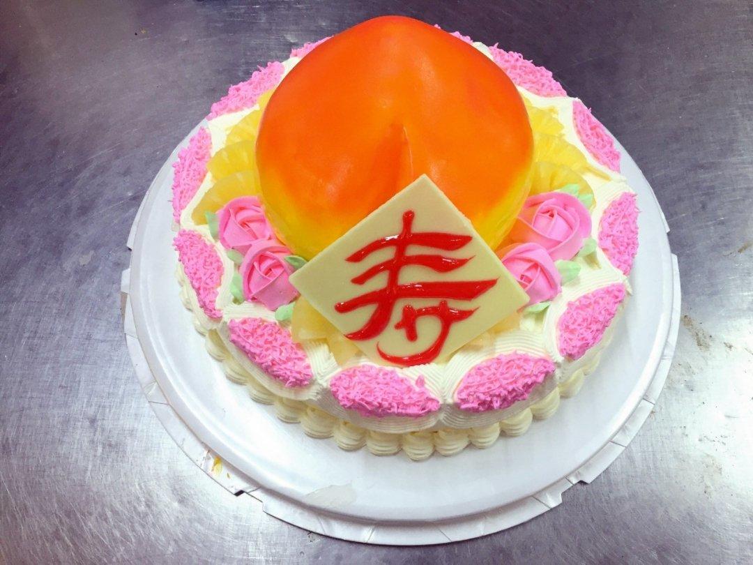 淡奶油裱花蛋糕