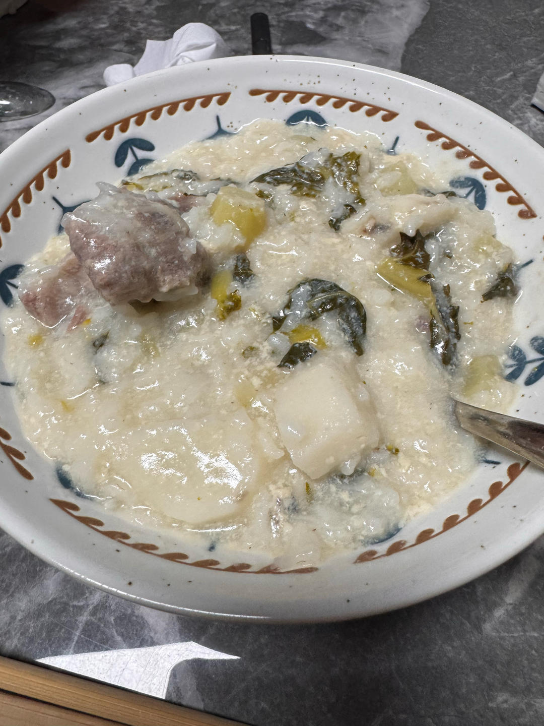 养胃健脾·排骨鲜虾山药粥（一款简单又适合小孩子的粥）