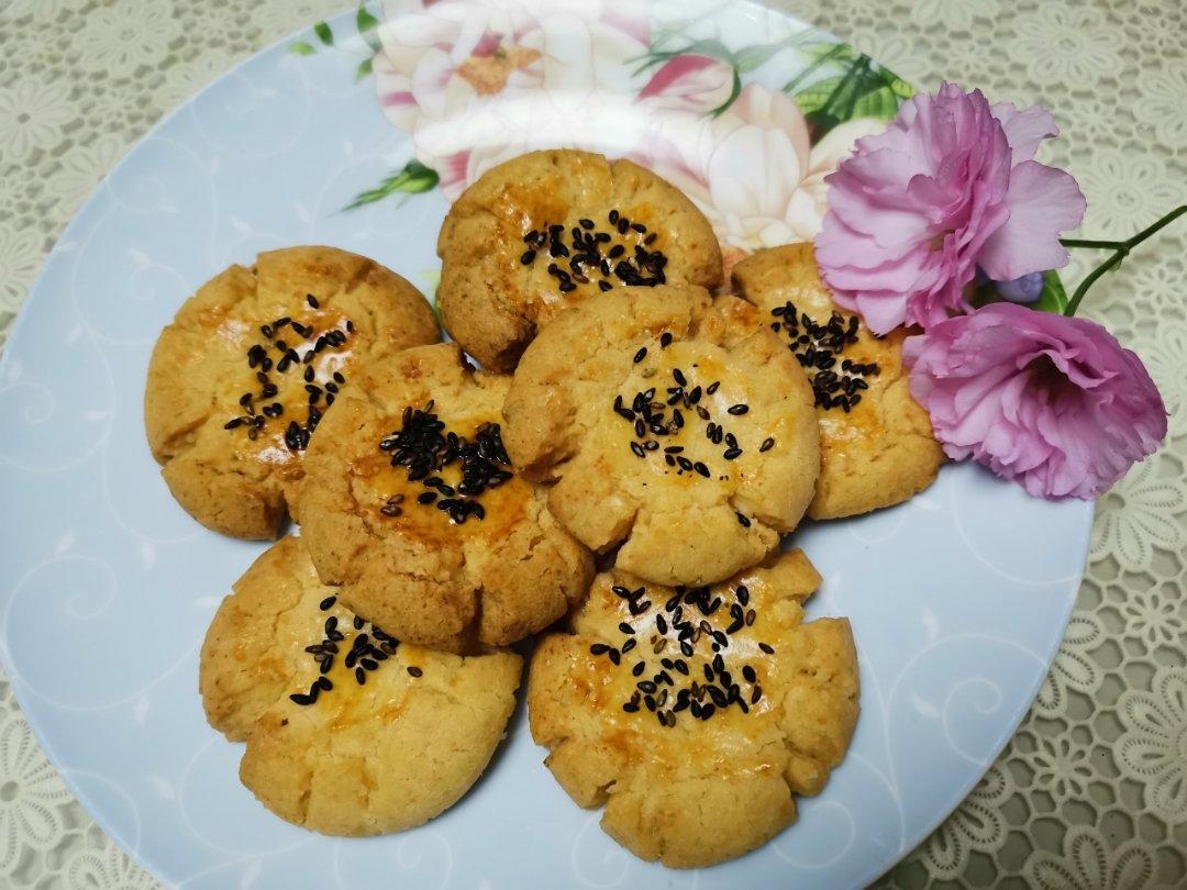 轻轻一按就碎掉的原味桃酥（不输猪油版）