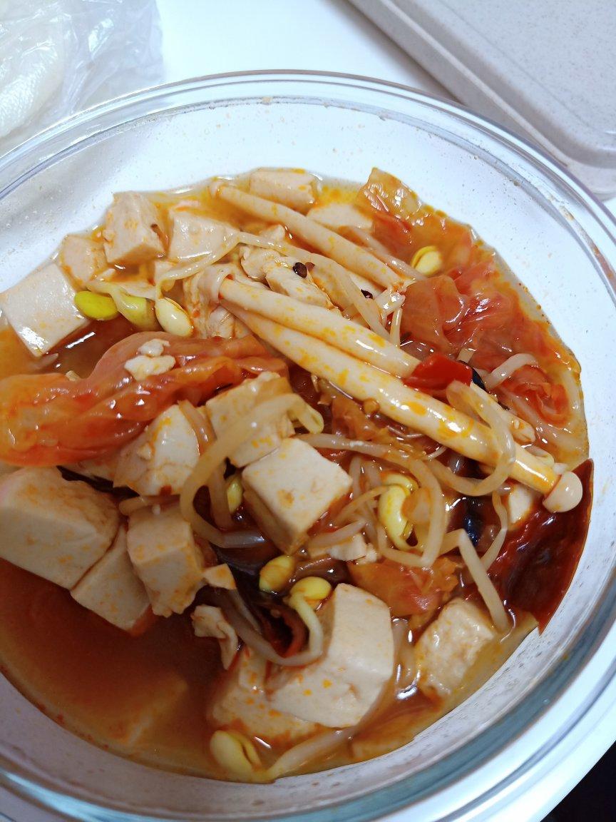 泡菜豆腐汤