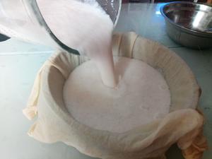 纯手工椰奶（新鲜椰子）的做法 步骤5