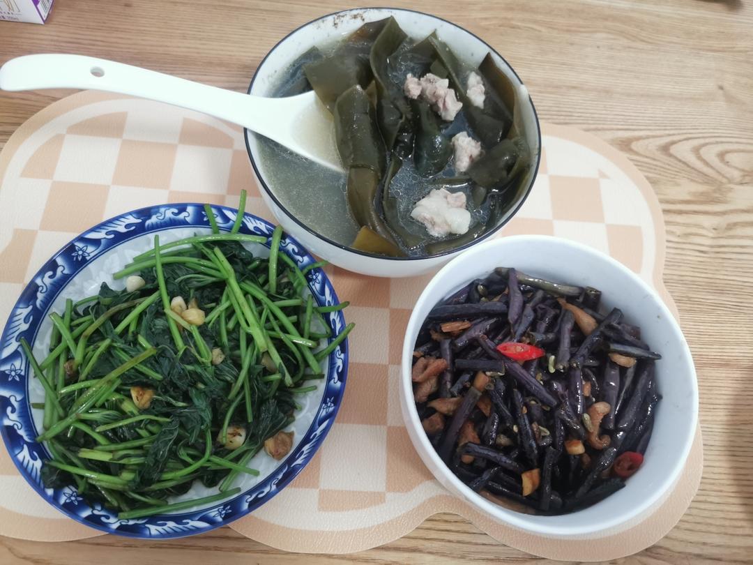 非常简单的鲜甜肉汤！有手就能做