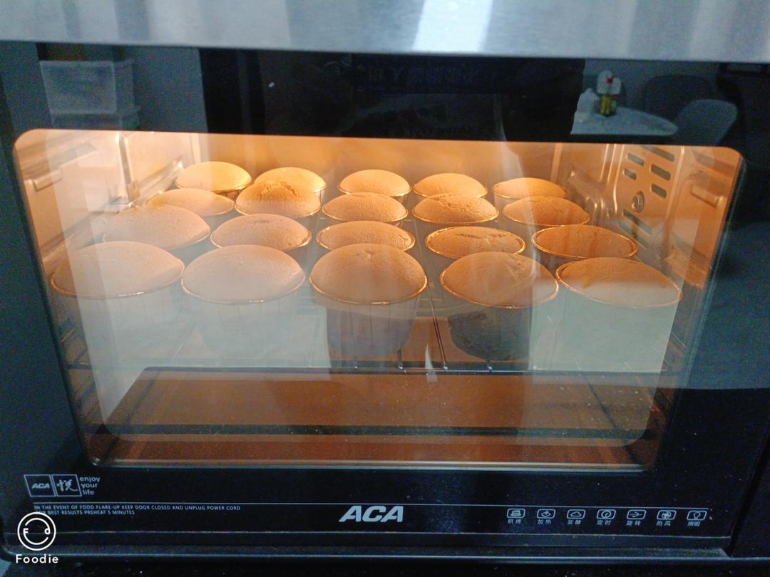 不塌陷不开裂不缩腰杯子蛋糕分享