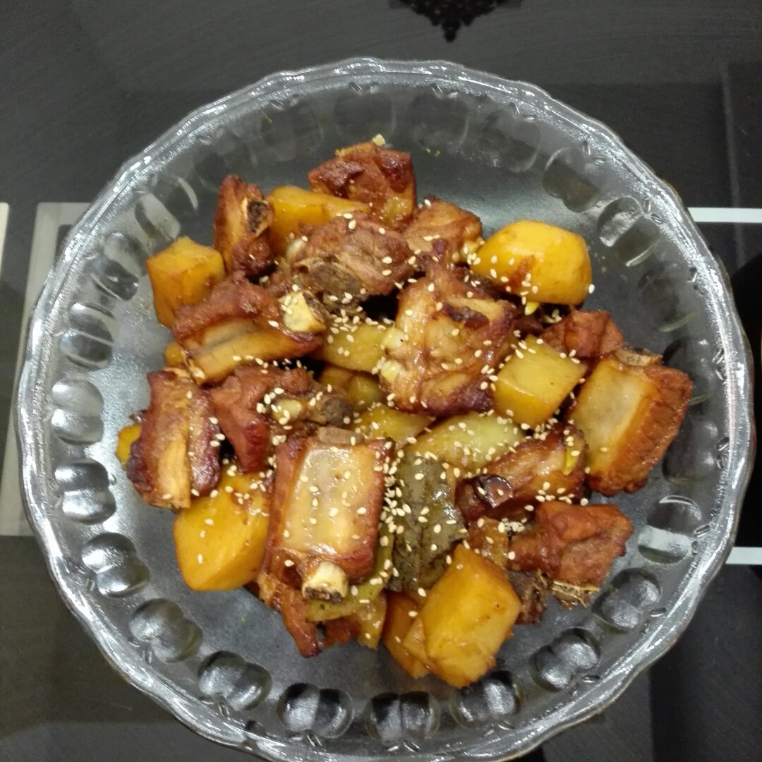 红烧排骨土豆