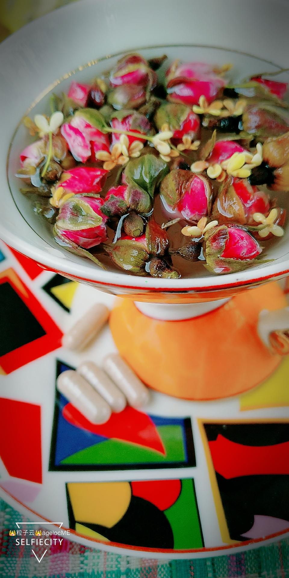 红枣枸杞玫瑰花茶