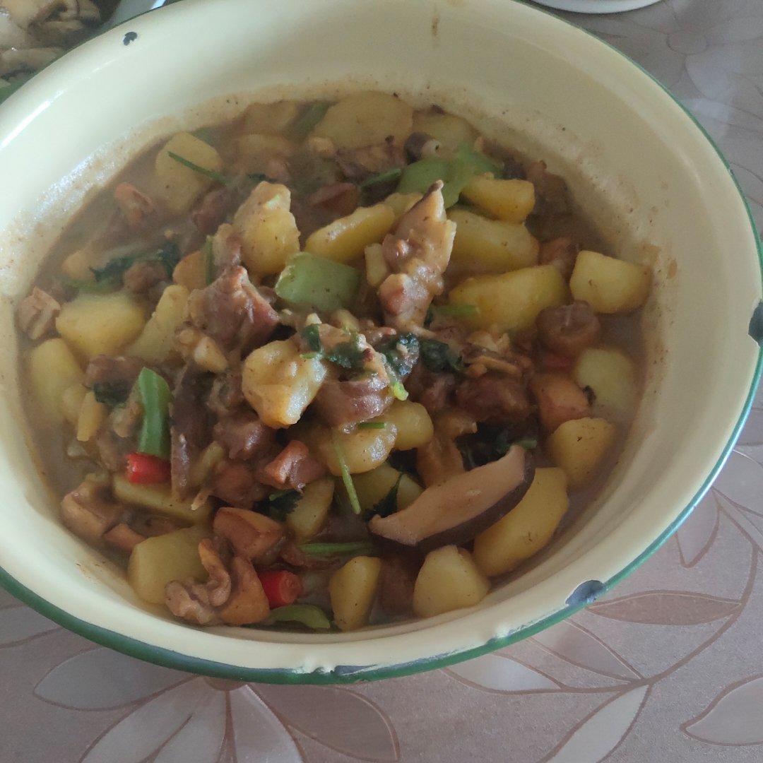 土豆鸡块（黄焖鸡）