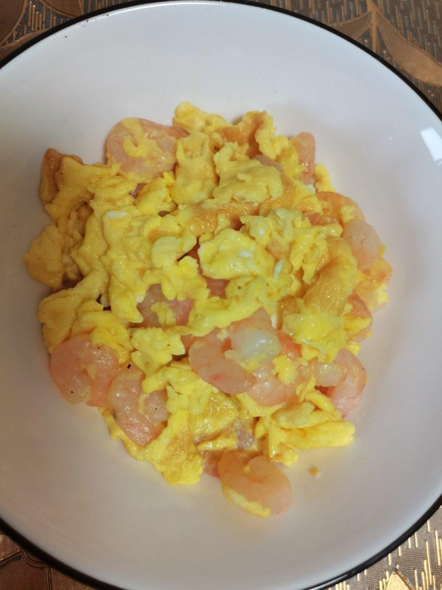 居家菜：虾仁炒蛋