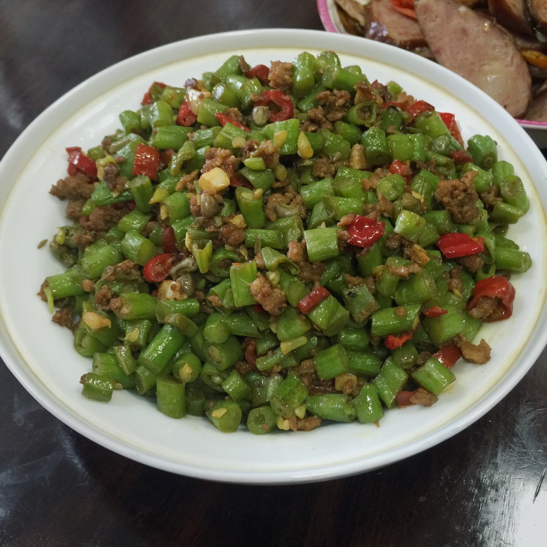 肉沫豆角下饭菜