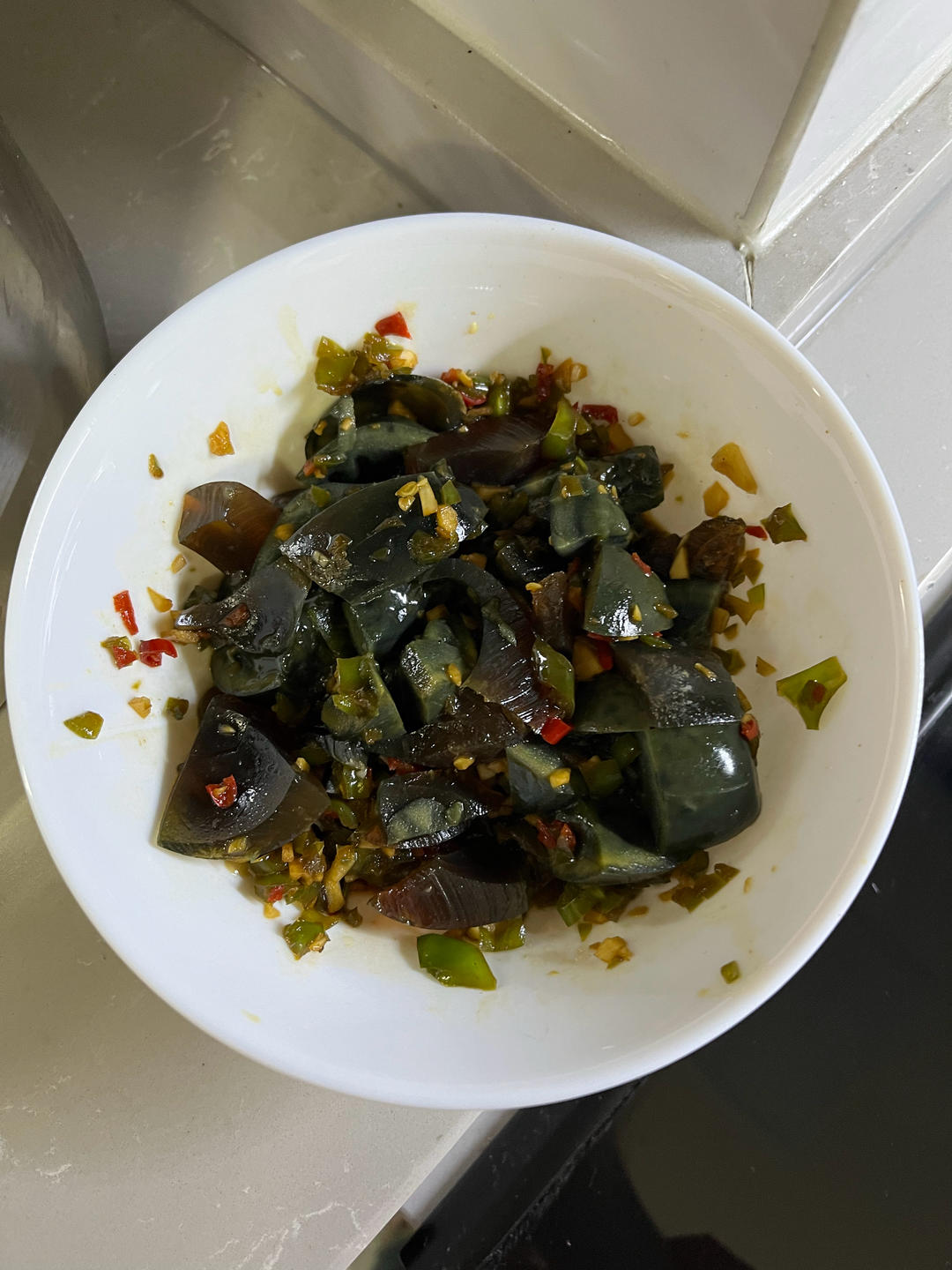 好吃又易做的青椒皮蛋