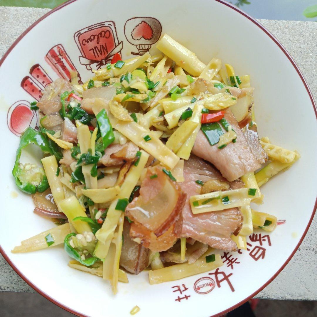 竹笋腊肉
