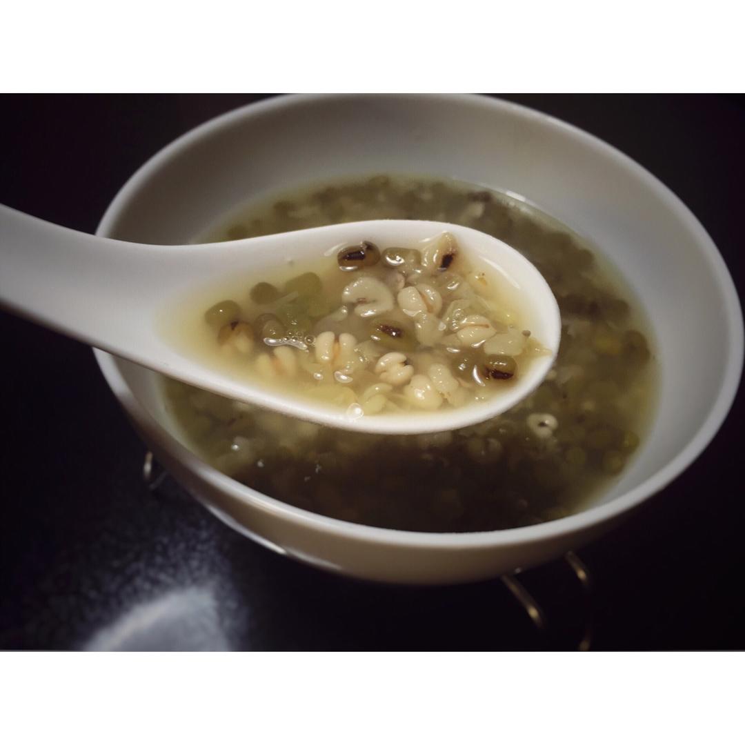 薏仁绿豆汤