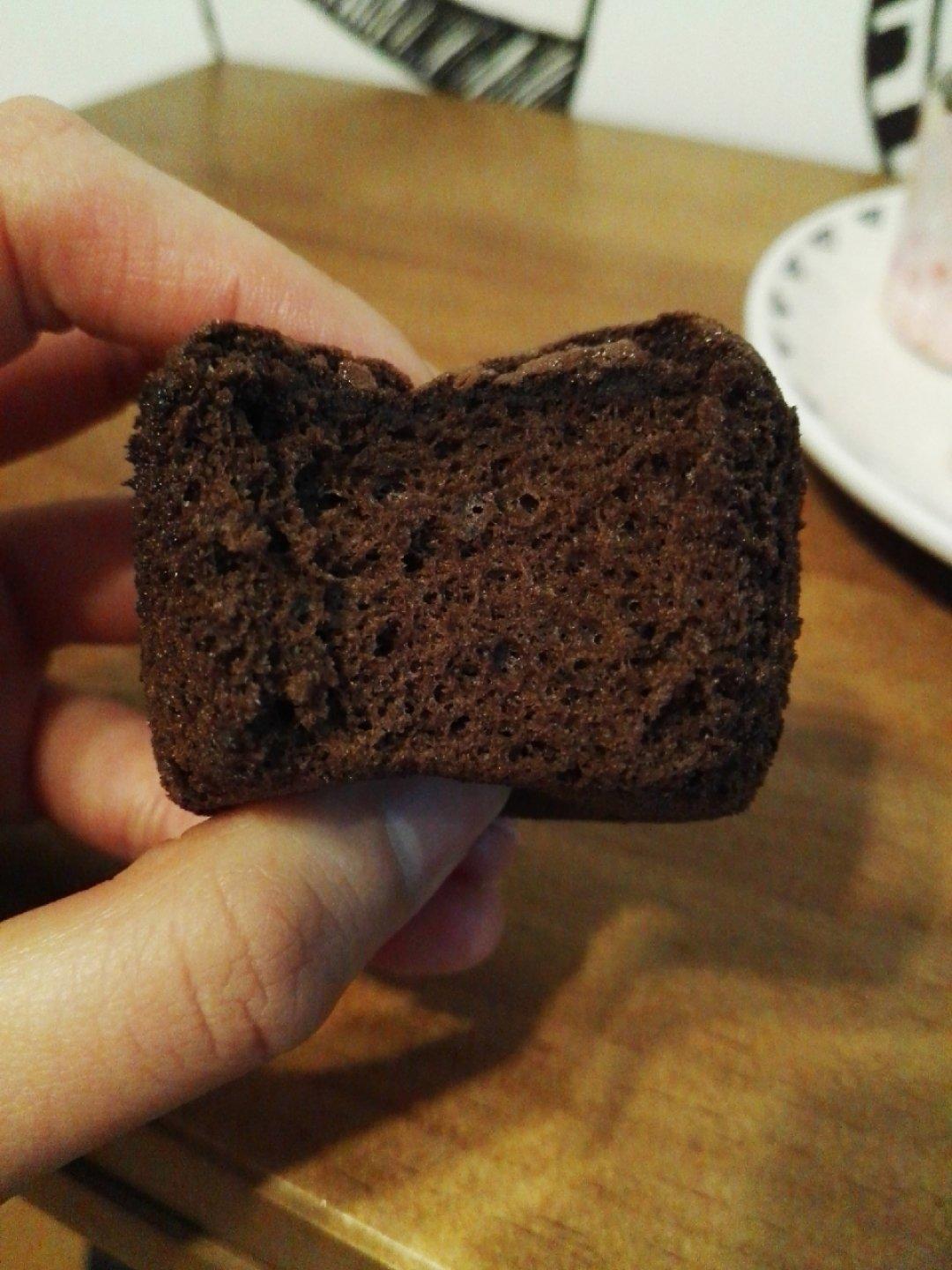 软绵绵戚风纸杯蛋糕