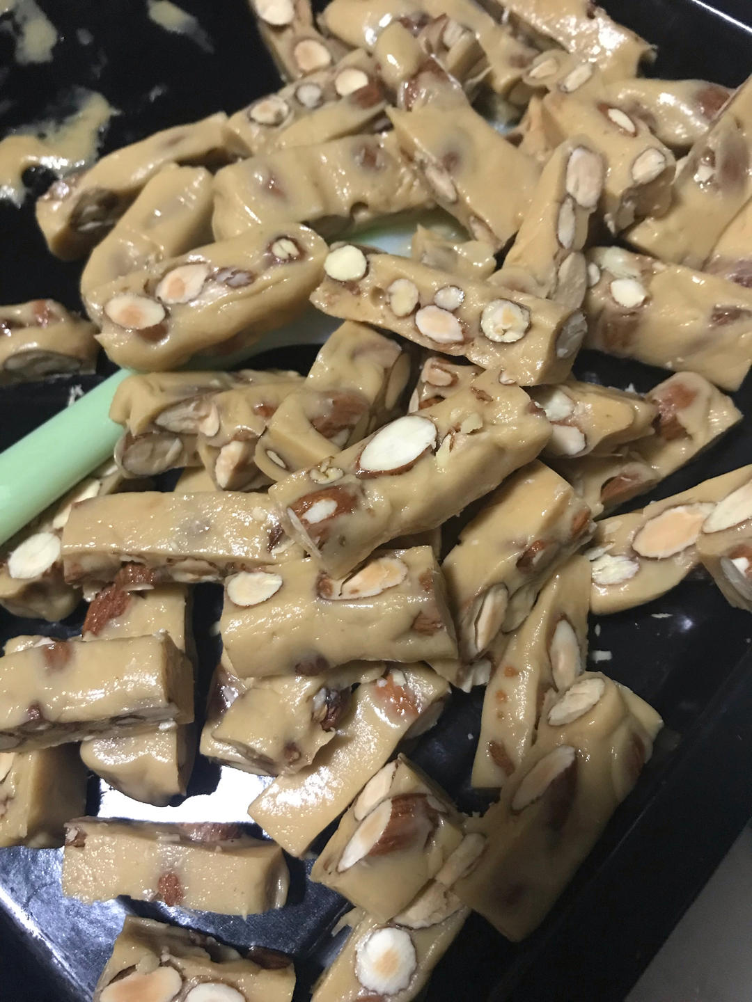 海盐杏仁太妃糖