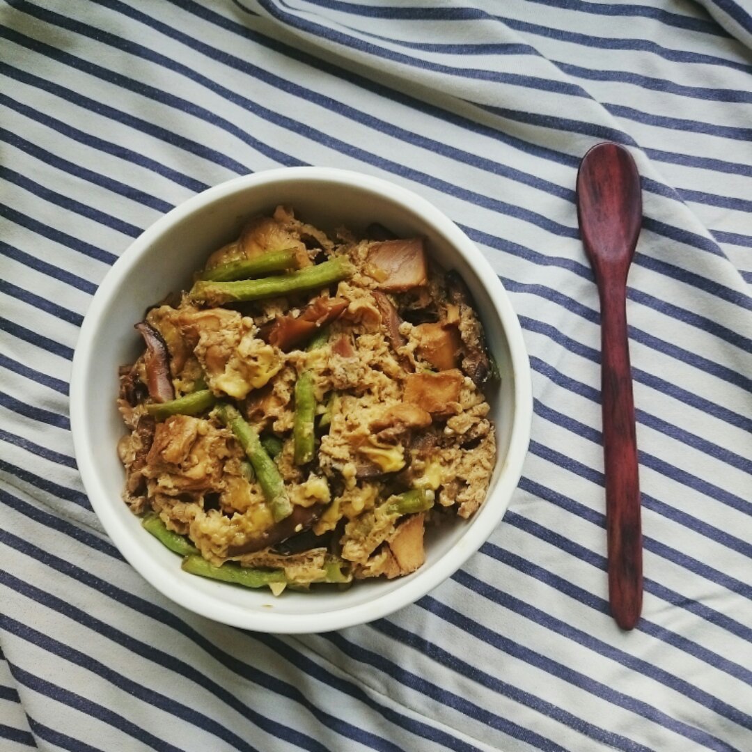 滑蛋丼