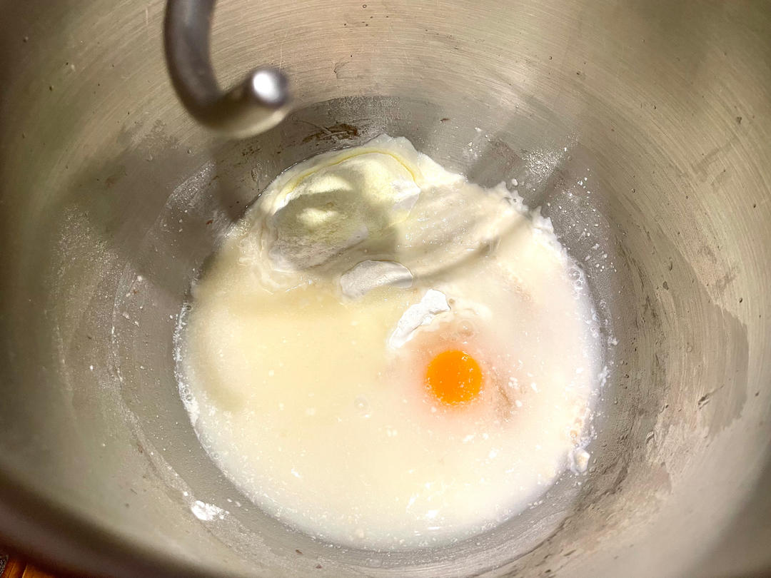 纯奶手撕吐司的做法 步骤1