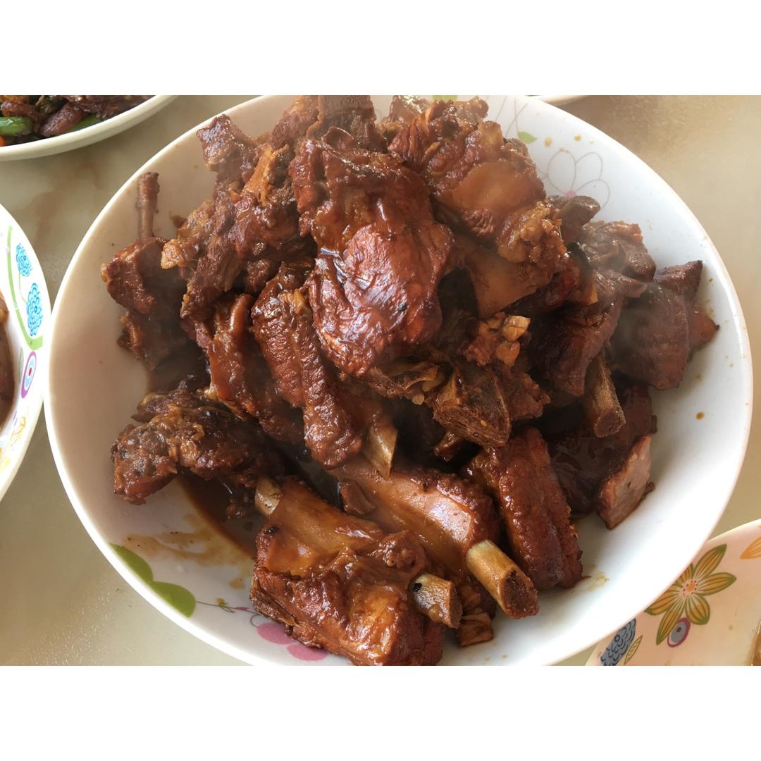 红烧排骨