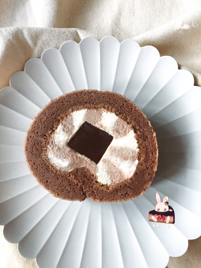 巧克力奶冻双色奶油卷卷的做法