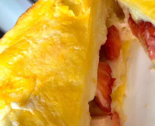 小白版简易草莓酸奶吐司的做法