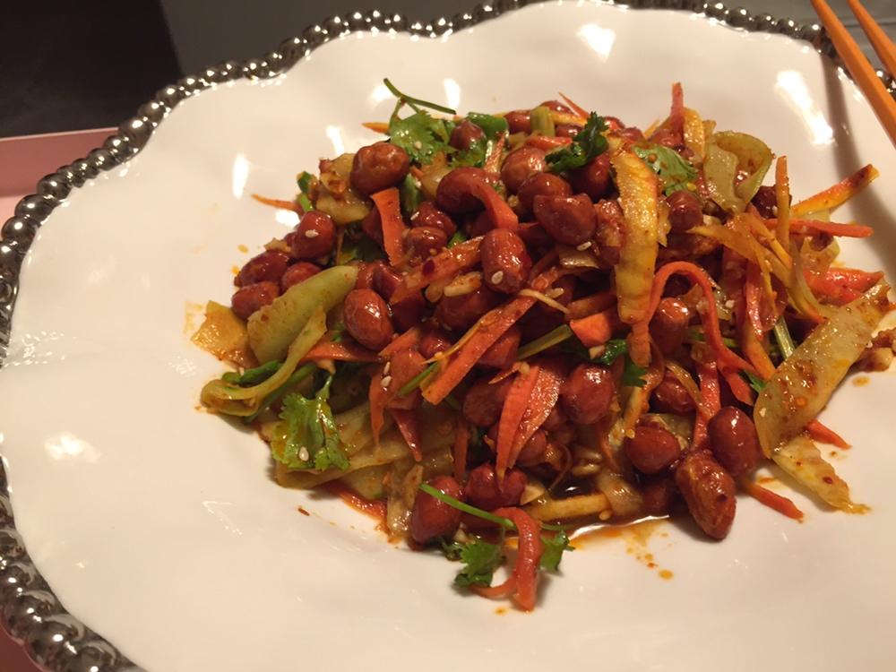 下酒菜之拍黄瓜拌花生米