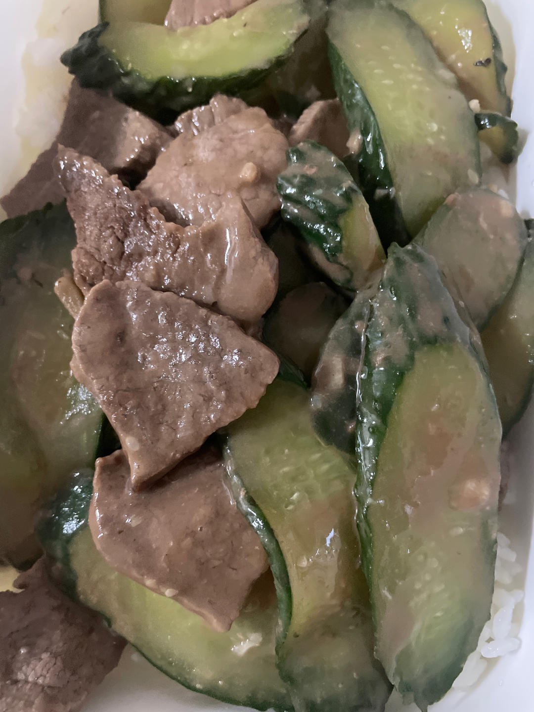 简单快手菜-青瓜（黄瓜）炒牛肉