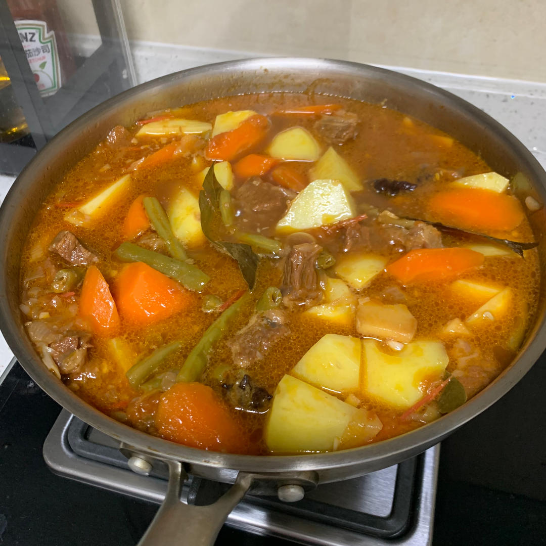 番茄土豆炖牛腩