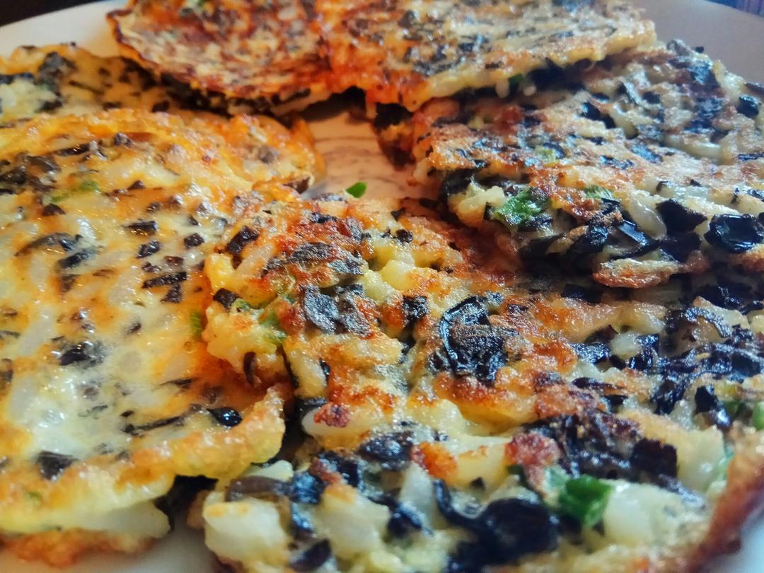木耳鸡蛋米饼的做法