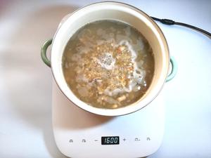 百合绿豆薏仁粥的做法 步骤12