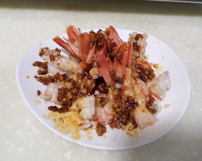 独头蒜蓉阿根廷红虾的做法