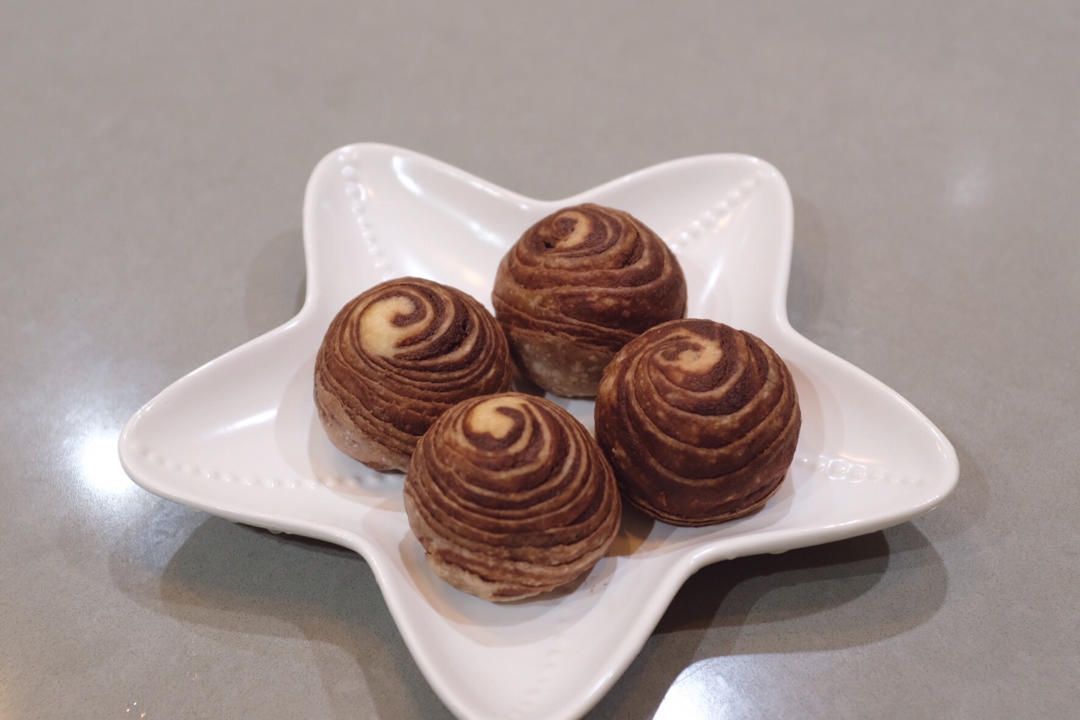 紫薯蛋黄酥（不用出膜也超级酥）