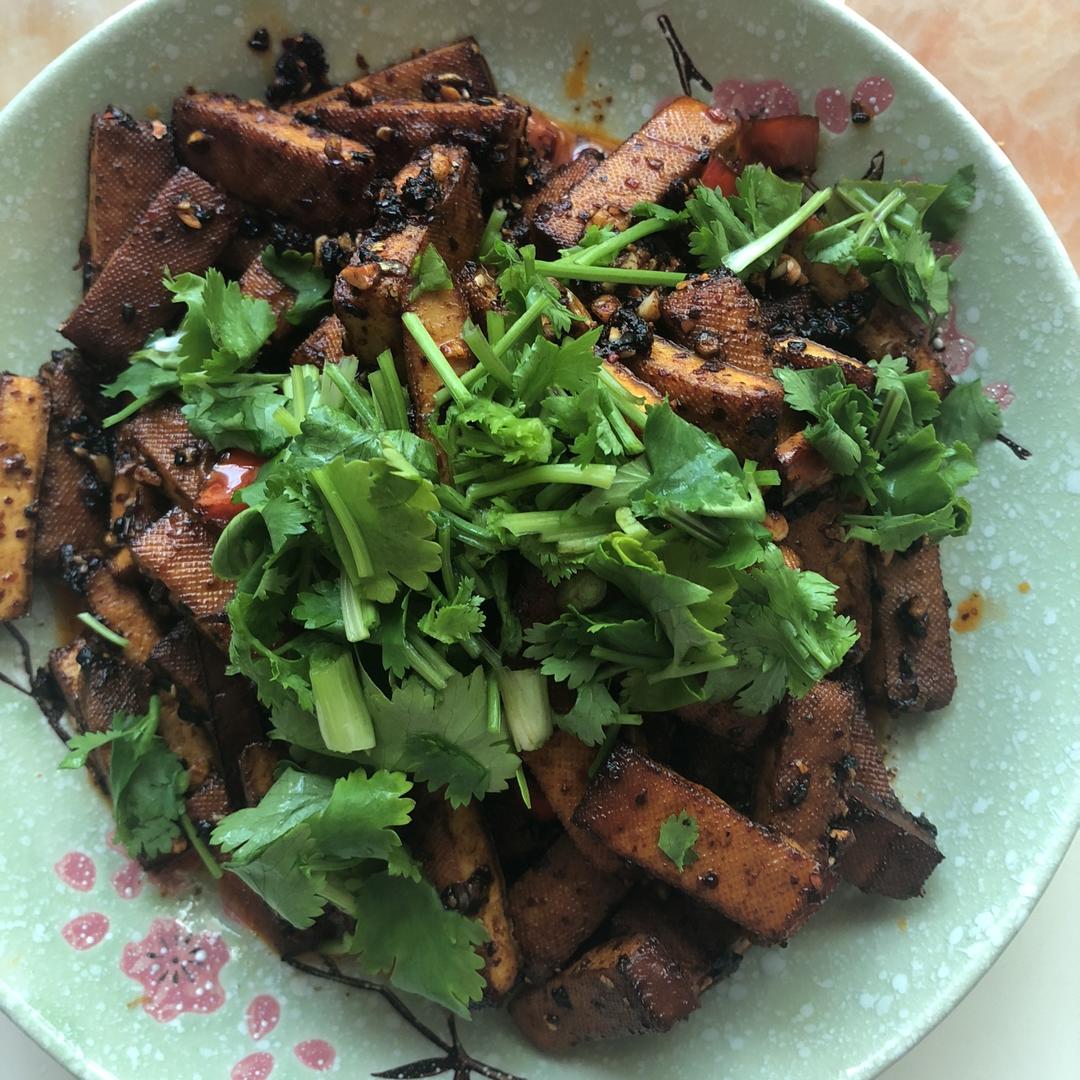 零嘴麻辣香干