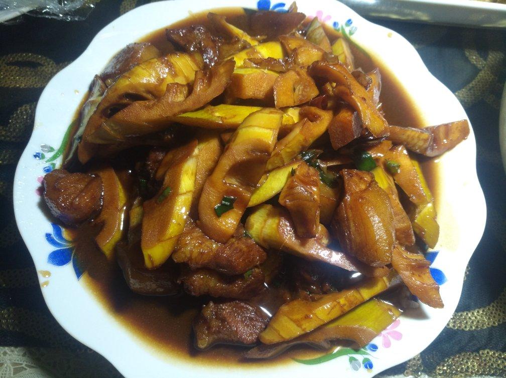 😘春笋焖烧肉